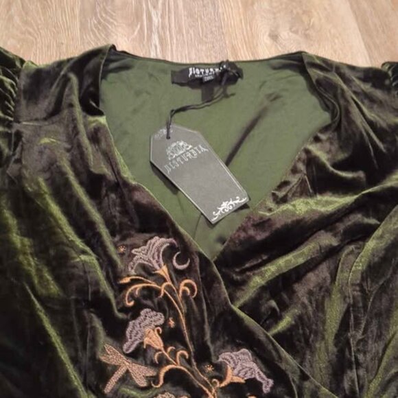 Disturbia noura floral dragonfly embroidered puffball sleeve velour midaxi dress - Picture 2 of 6